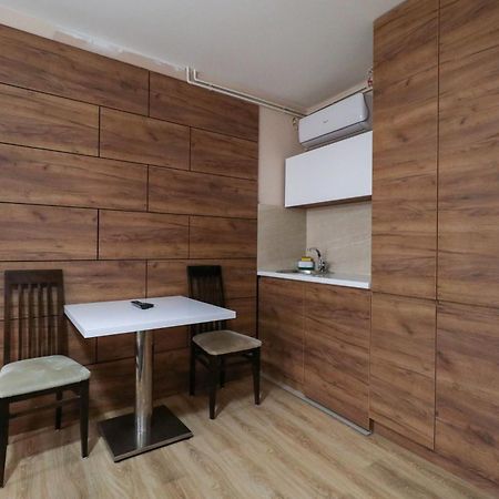 Studio Apartments Maksimovic Ni Exteriör bild
