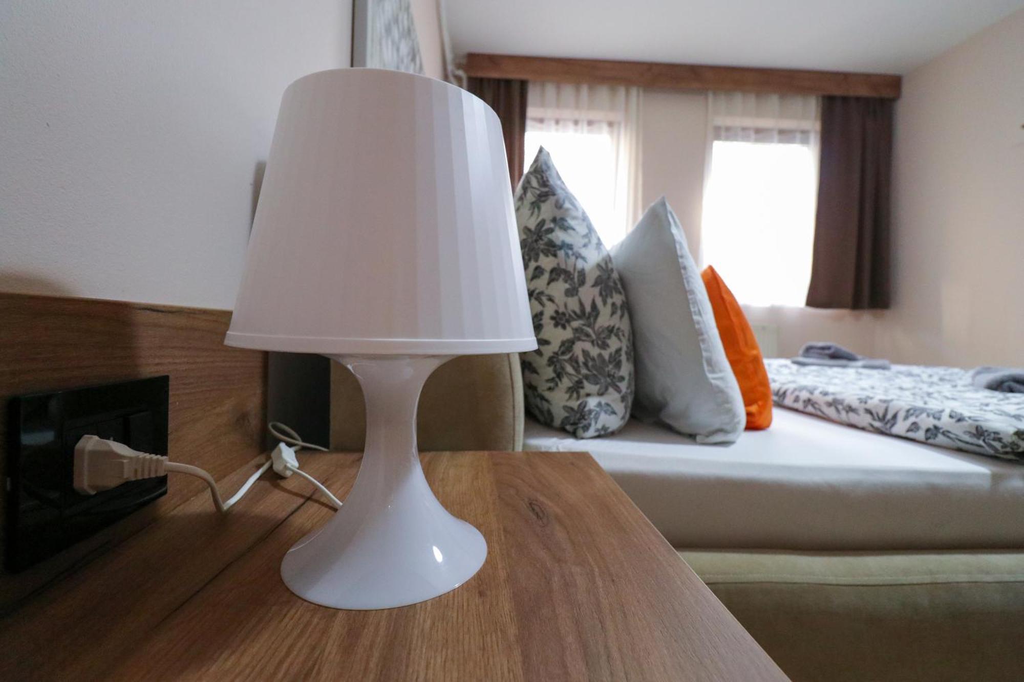 Studio Apartments Maksimovic Ni Exteriör bild