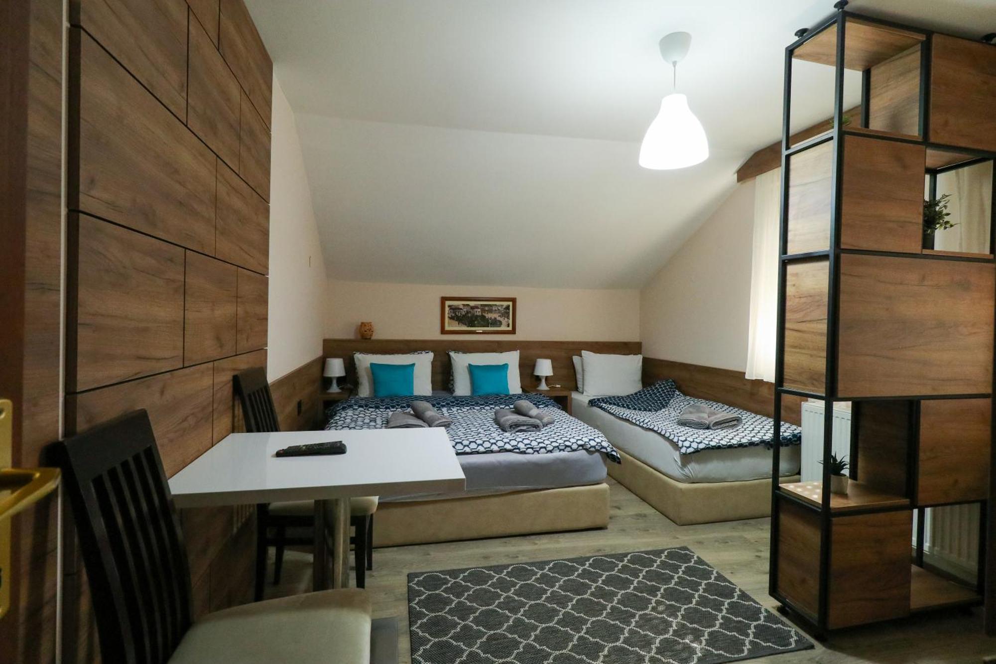 Studio Apartments Maksimovic Ni Exteriör bild