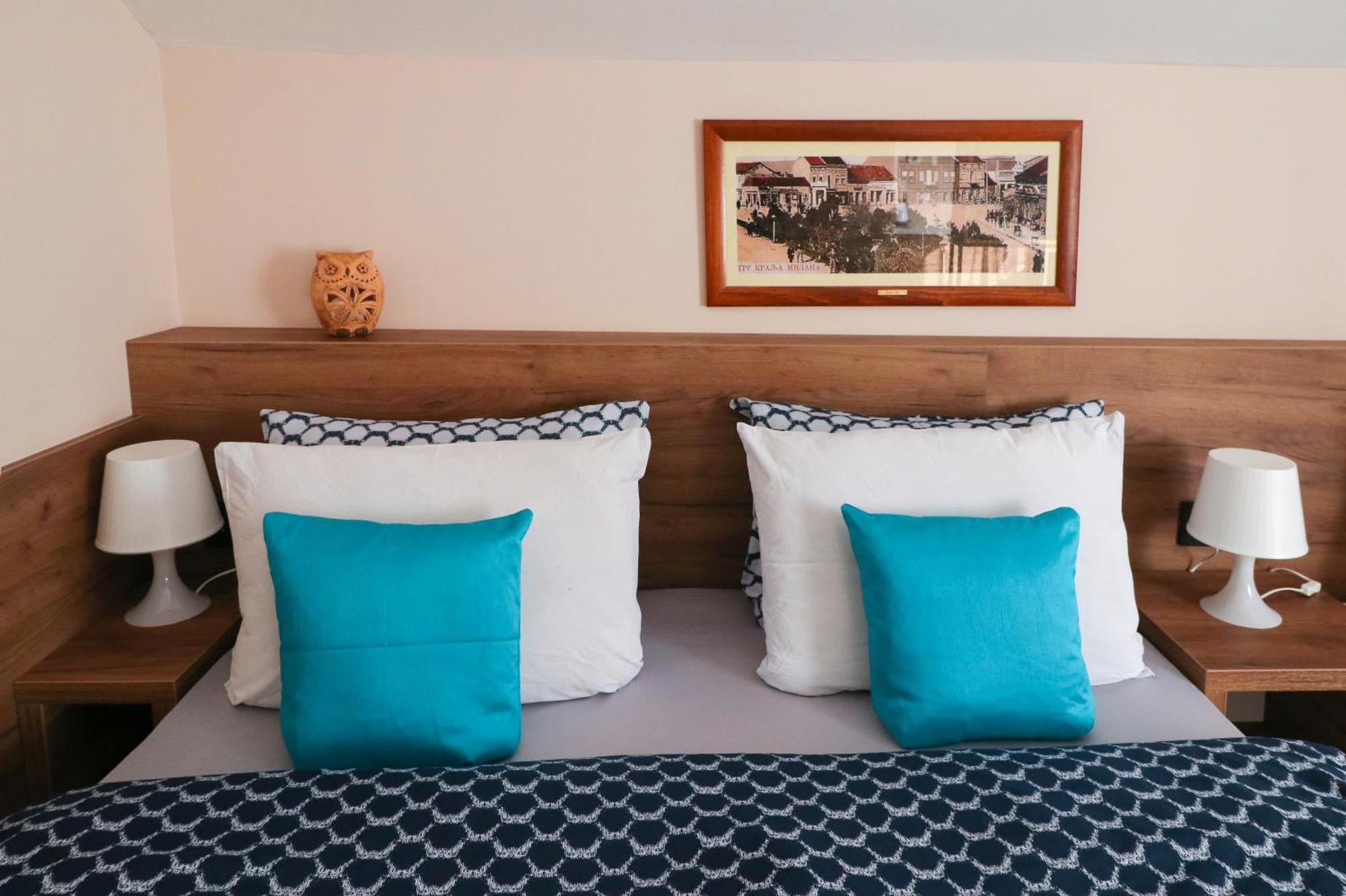 Studio Apartments Maksimovic Ni Exteriör bild