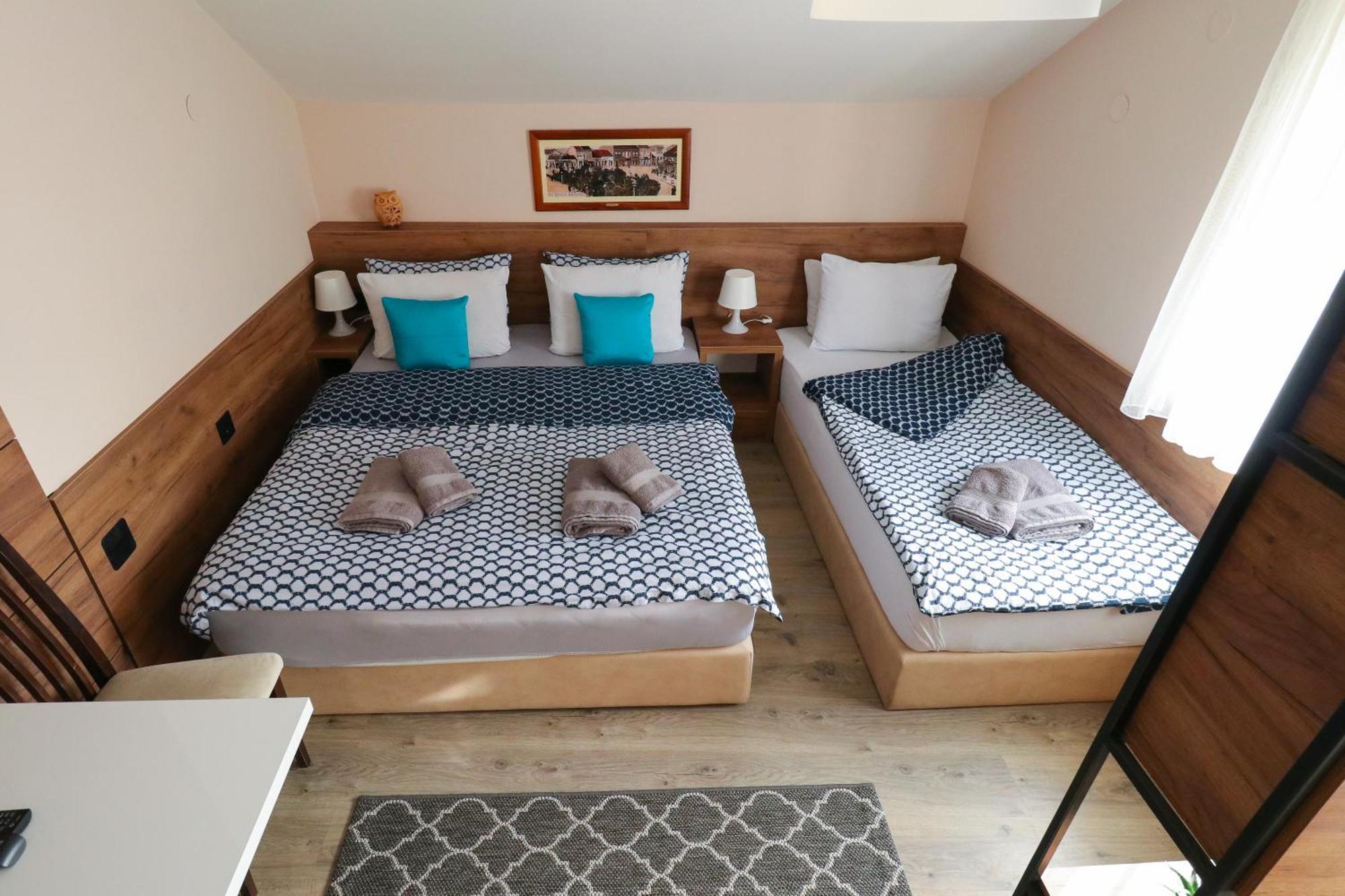 Studio Apartments Maksimovic Ni Exteriör bild