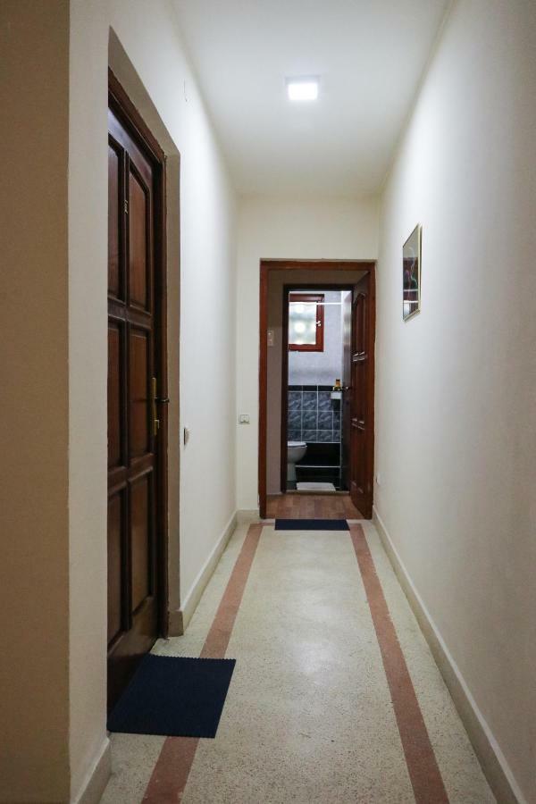 Studio Apartments Maksimovic Ni Exteriör bild